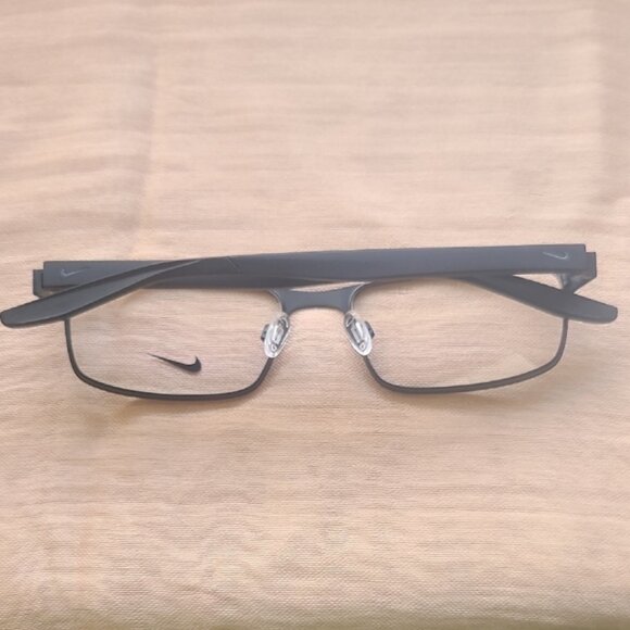 NEW & AUTHENTIC EYEGLASSES NIKE MODEL 8131, SIZE 53-17-140, COLOR 001 MATT BLACK - Picture 3 of 3